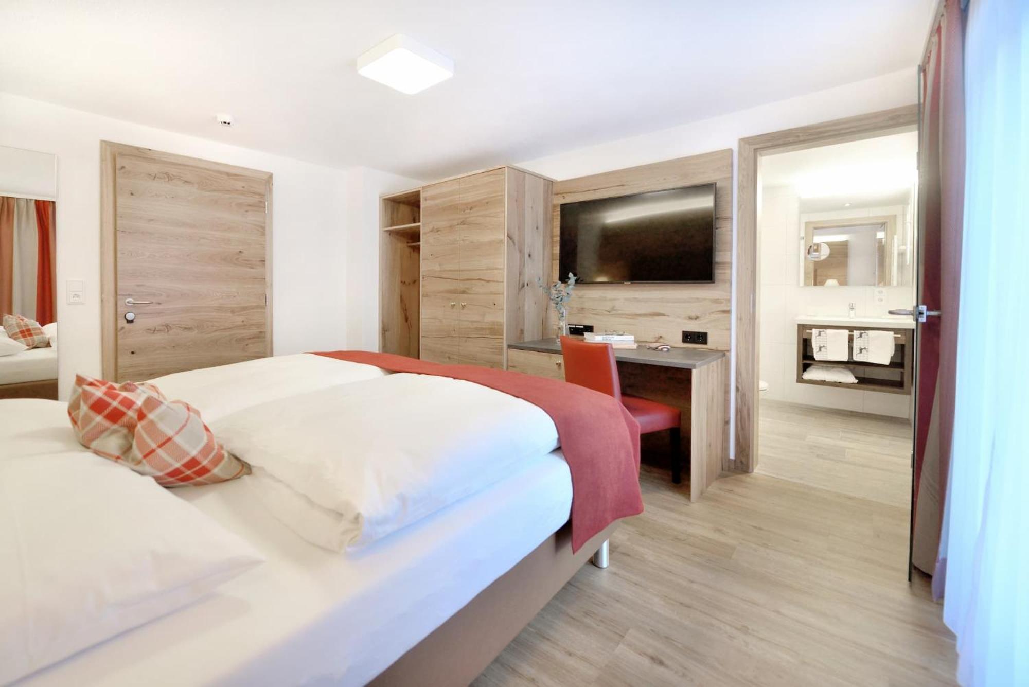 Hotel Alpina Superior Pettneu am Arlberg Zewnętrze zdjęcie