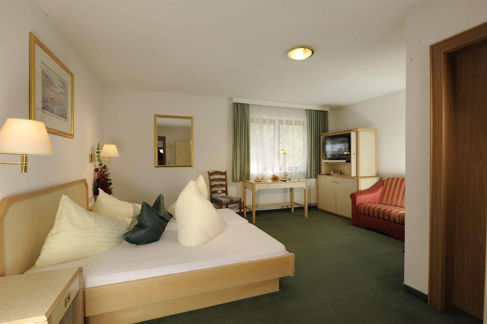 Hotel Alpina Superior Pettneu am Arlberg Zewnętrze zdjęcie